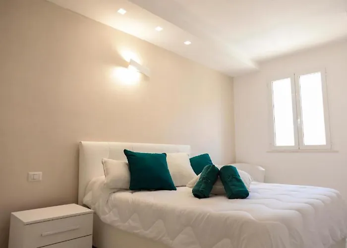 The Smerald 2 3* 알게로