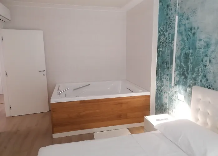 The Smerald 2 게스트하우스 3*